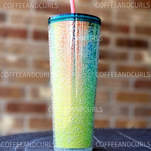 💚Starbucks Green Yellow Ombre Bubbler Cold Cup 24oz Venti NWT - Picture 5 of 12